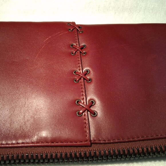 Gucci Burgundy Leather Clutch with COA - Picture 6 of 16